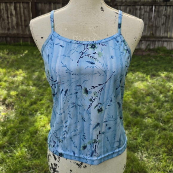👕 Pelican Cove Blue Floral Spaghetti Strap Top - Picture 2 of 7